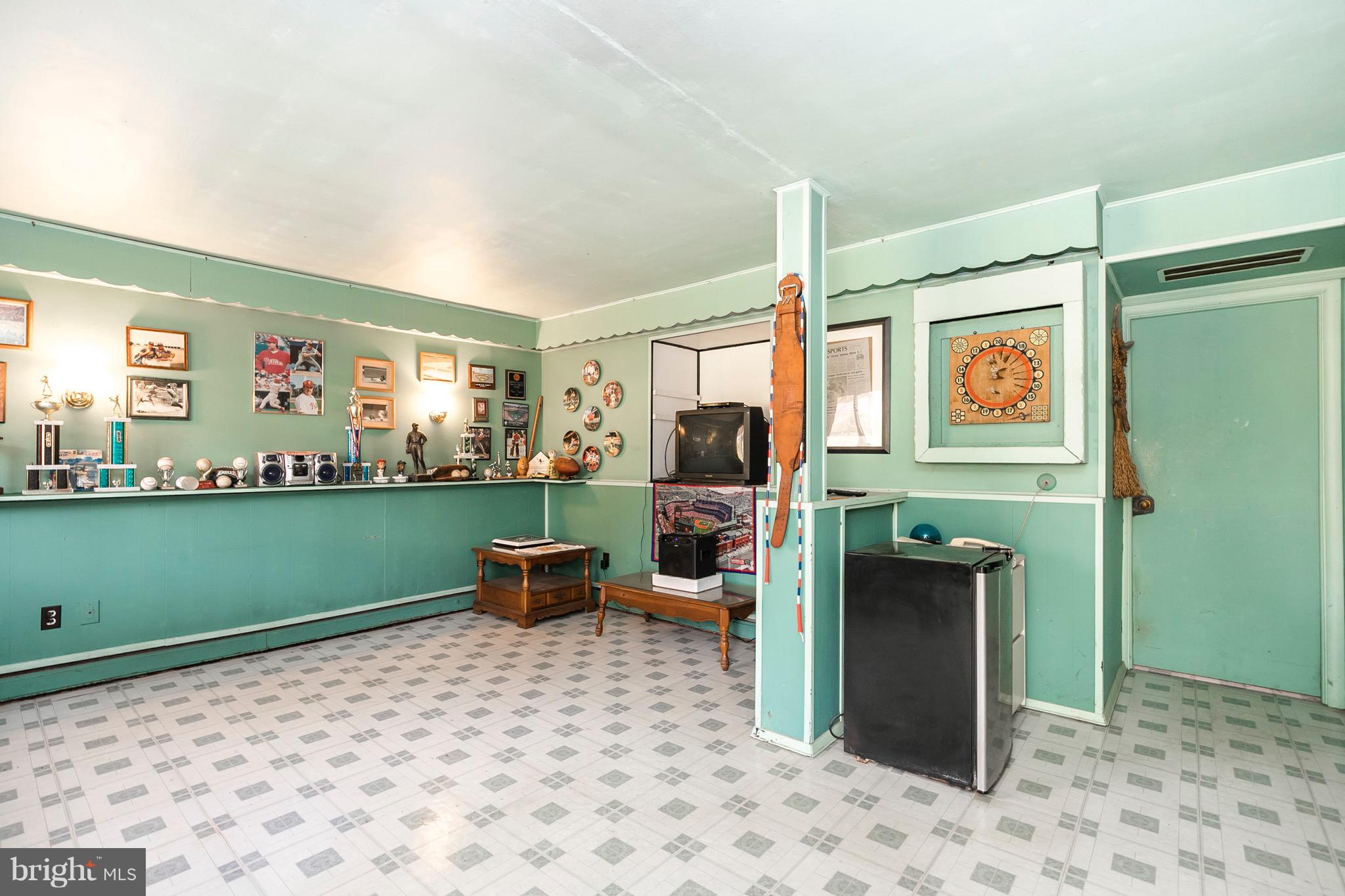 607 Brookhill Road West Chester, PA 19380 - Photo 13 of 27 Gallery Image 13