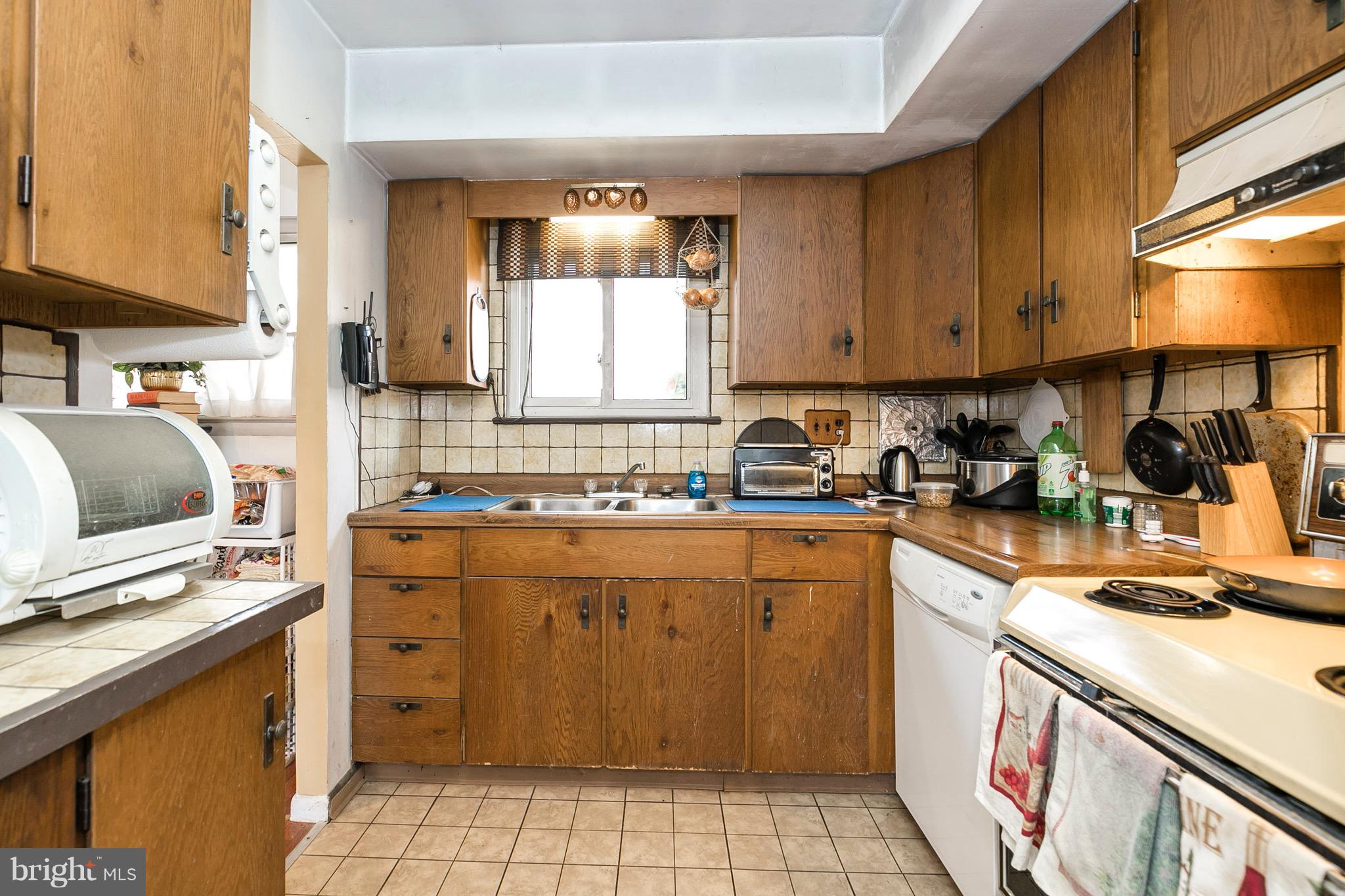 607 Brookhill Road West Chester, PA 19380 - Photo 8 of 27 Gallery Image 8