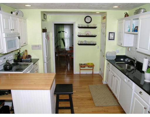 63 McCarthy Road Newton, MA 02459 - Photo 6 of 17