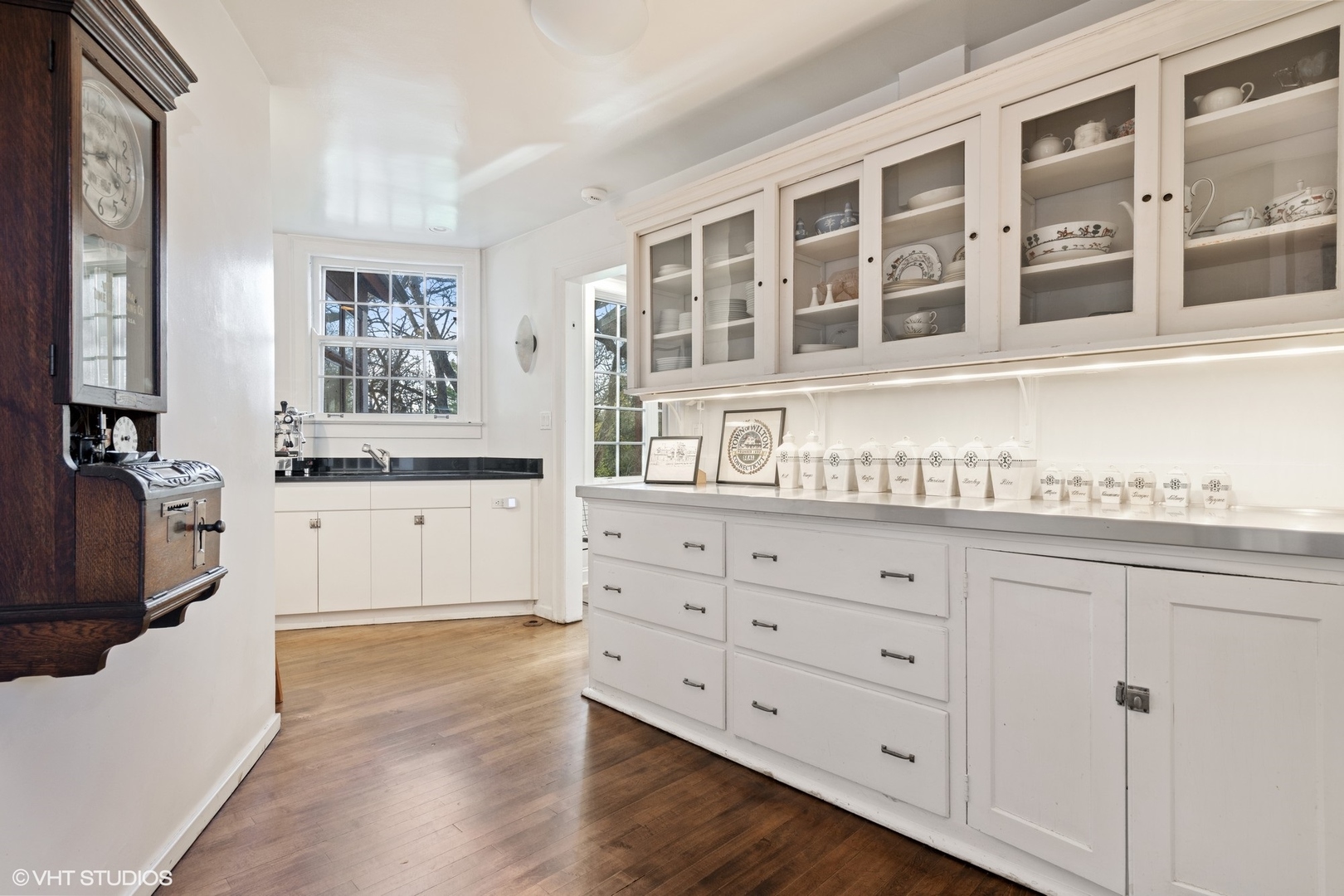 828 Bluff Street Glencoe, IL 60022 - Photo 13 of 30