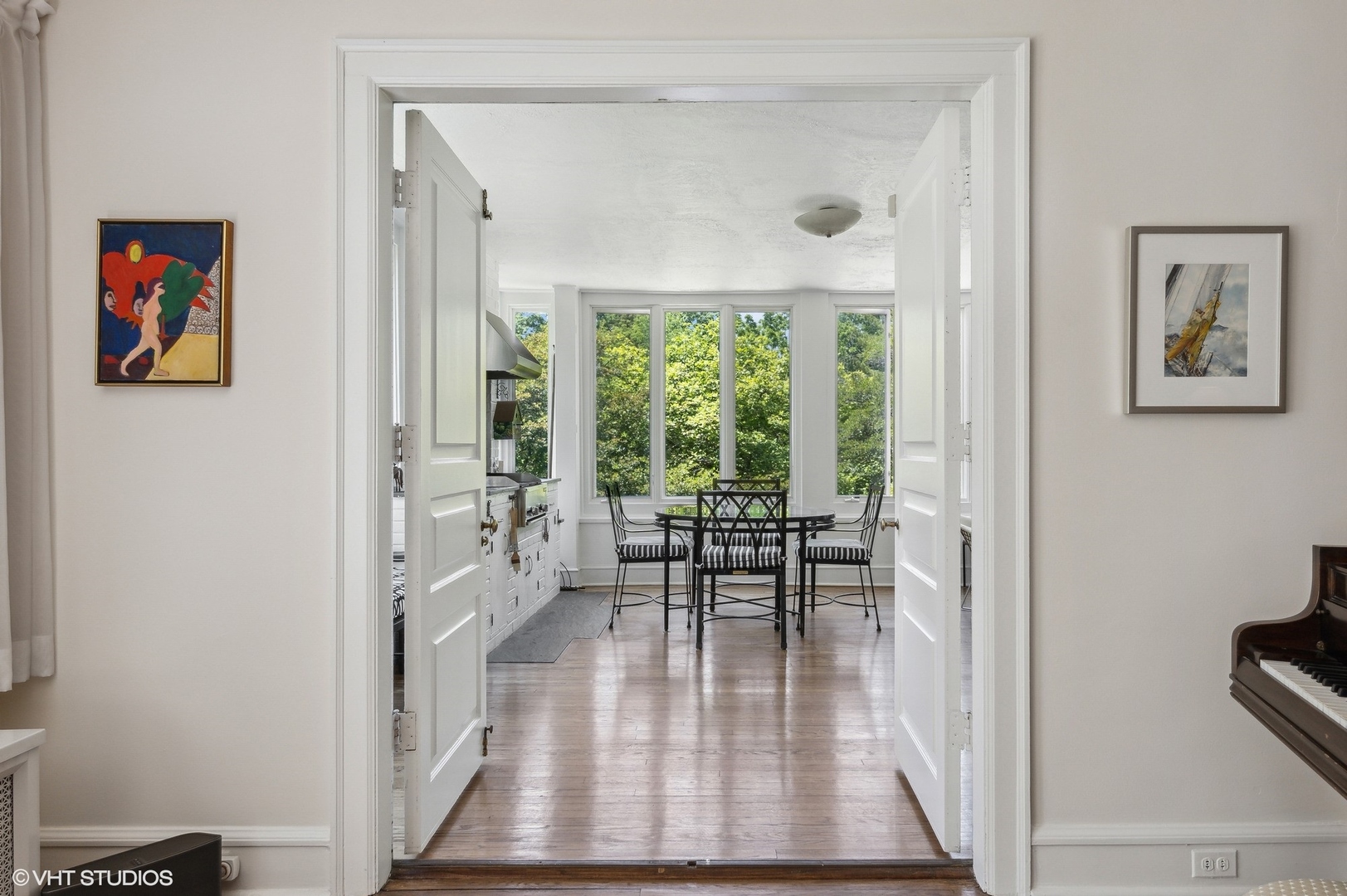 828 Bluff Street Glencoe, IL 60022 - Photo 9 of 30