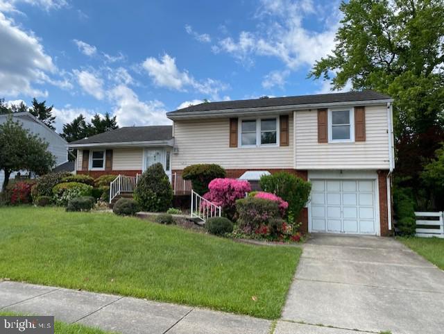 123 Othoridge Road Lutherville-Timonium, MD 21093 - Photo 2 of 32 Split level with garage