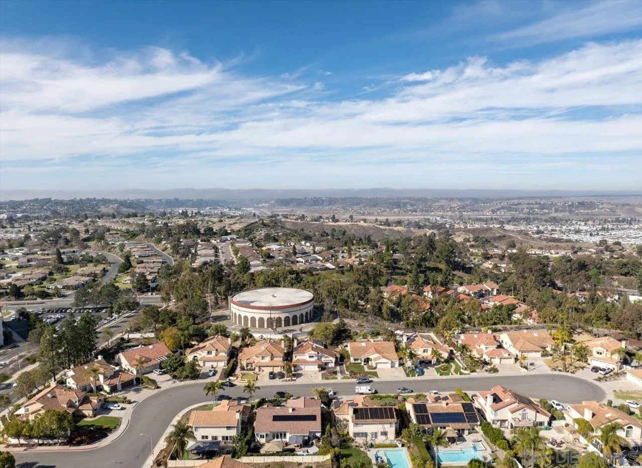331 Vista Marazul Oceanside, CA 92057 - Photo 26 of 27 an aerial view of a city