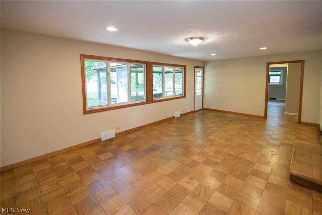 7864 Brecksville Road Brecksville, OH 44141 - Photo 25 of 35
