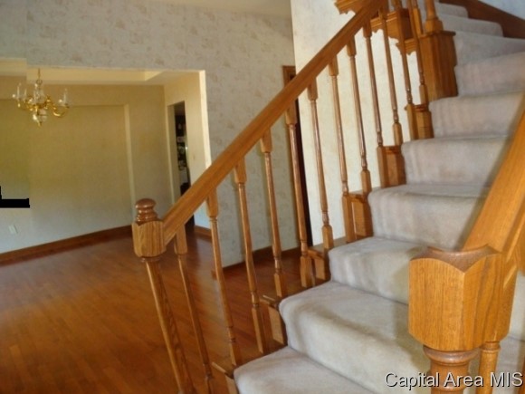 400 Clipper Road Springfield, IL 62711 - Photo 3 of 23