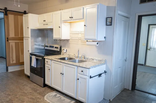 $164,000 | 815 Church Street, Grandview, IN 47615