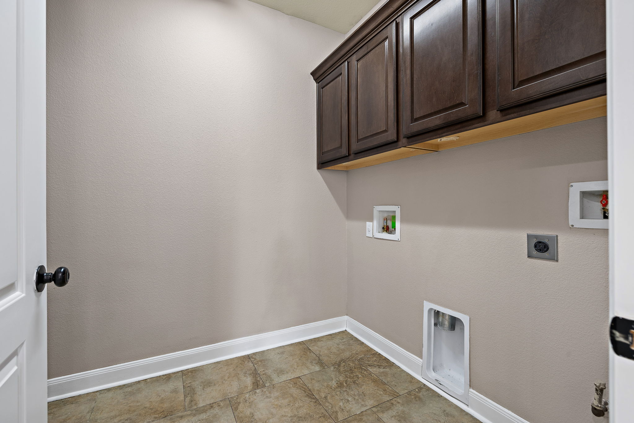 4226 Pebblestone Trail Round Rock, TX 78665 - Photo 25 of 40 First floor laundry room.