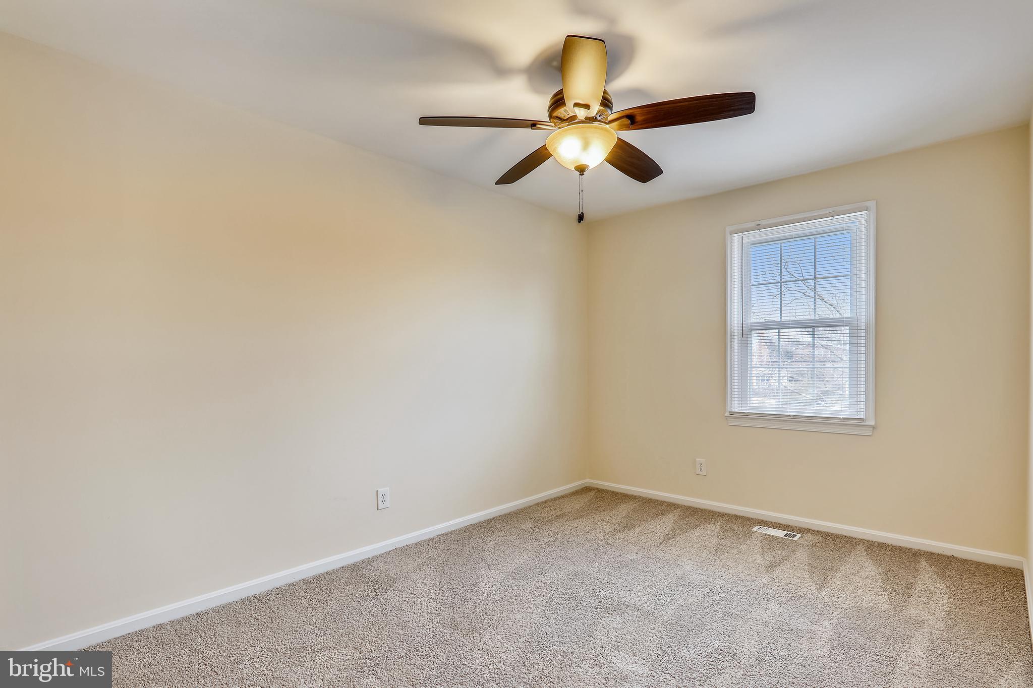 10600 Georgia Avenue Silver Spring, MD 20902 - Photo 21 of 44 Upper level second bedroom