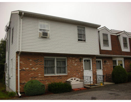 11 General Hobbs Road, Unit 1 Holden, MA 01522 - Photo 1 of 11 Gallery Image 1