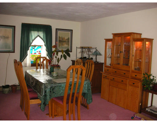 11 General Hobbs Road, Unit 1 Holden, MA 01522 - Photo 3 of 11 Gallery Image 3