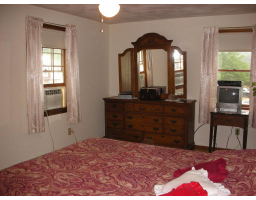 11 General Hobbs Road, Unit 1 Holden, MA 01522 - Photo 8 of 11 Gallery Image 8