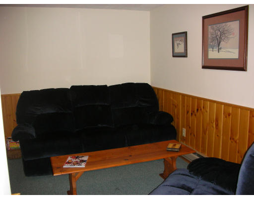 11 General Hobbs Road, Unit 1 Holden, MA 01522 - Photo 9 of 11 Gallery Image 9