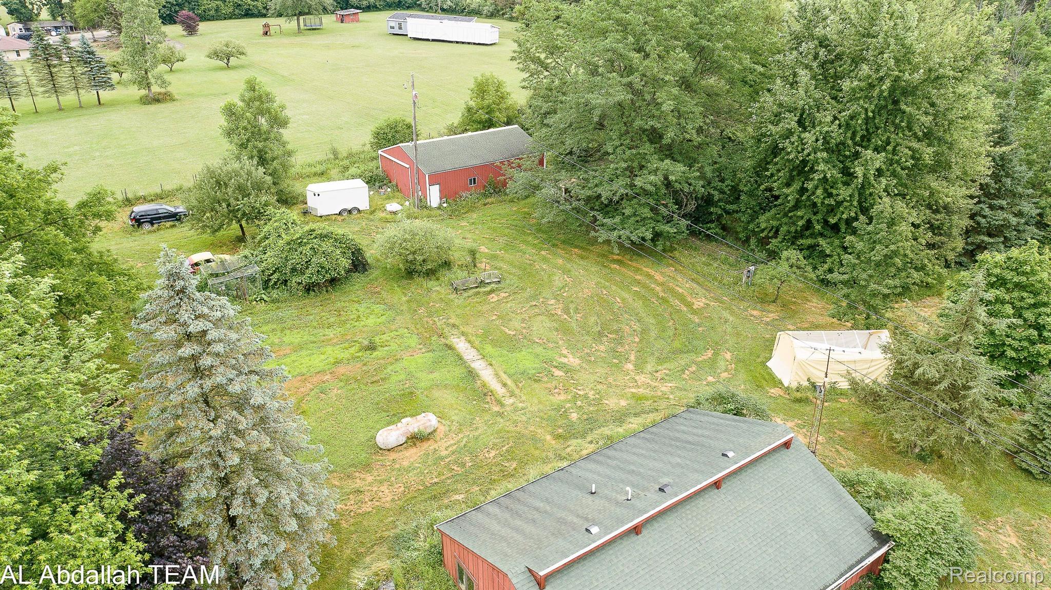 5525 Lahring Road Holly, MI 48442 - Photo 13 of 42 Gallery Image 13