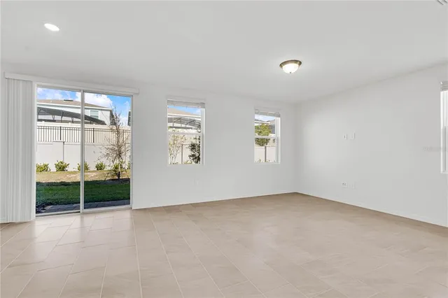 $2,190 | 16362 Bird Of Paradise Avenue, Clermont, FL 34714