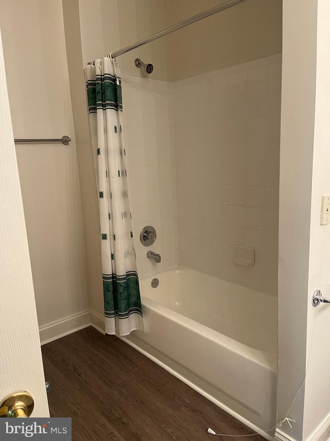 11924 Darnestown Road, Unit 203 Gaithersburg, MD 20878 - Photo 11 of 14 Gallery Image 11