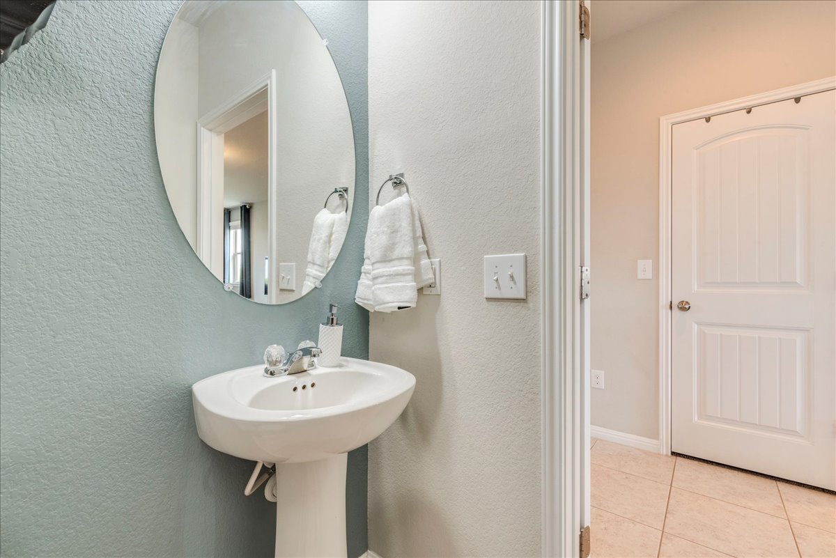 190 Sandy Path Buda, TX 78610 - Photo 22 of 31