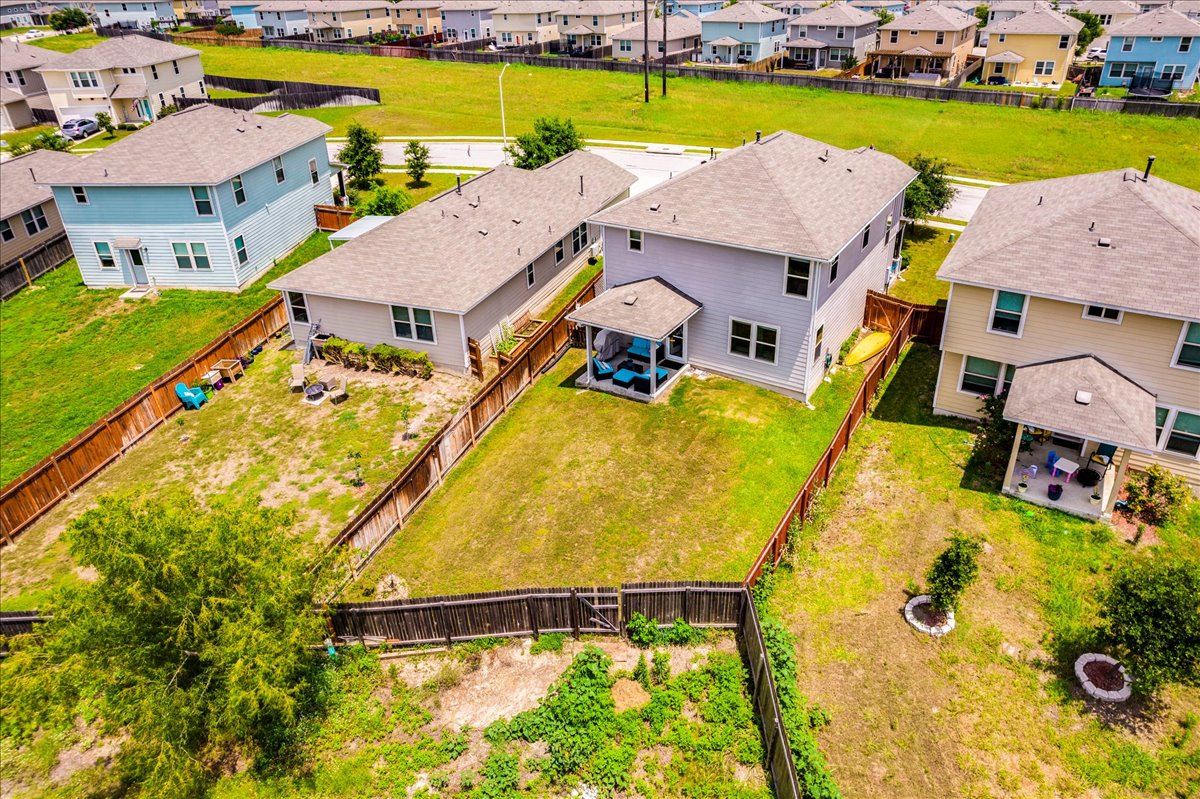 190 Sandy Path Buda, TX 78610 - Photo 26 of 31