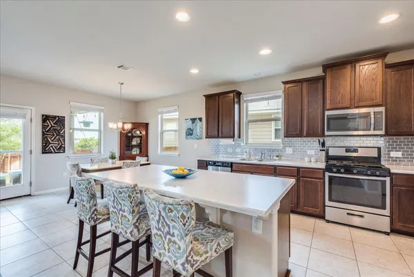 $2,195 | 190 Sandy Path, Buda, TX 78610