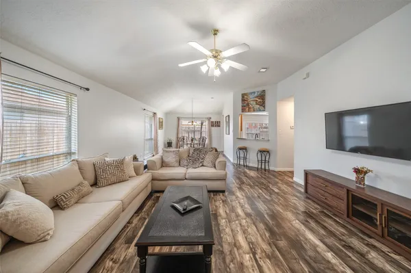 $285,000 | 22614 Willow Branch Street, Tomball, TX 77375