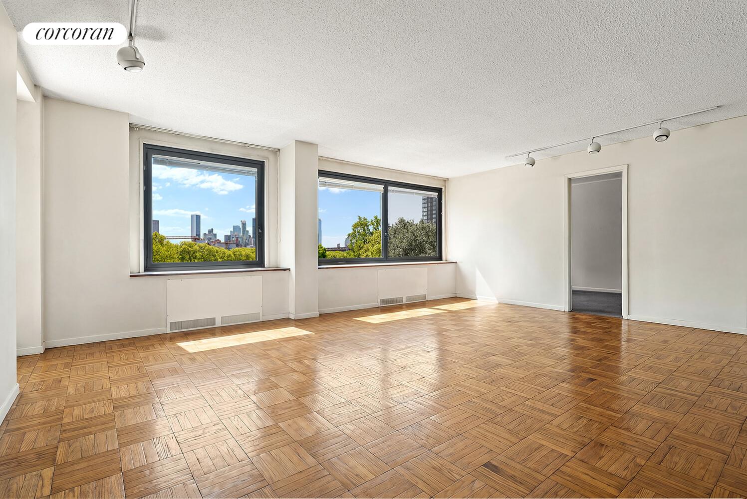 531 Main Street, Unit 503 Manhattan, NY 10044 - Photo 1 of 10
