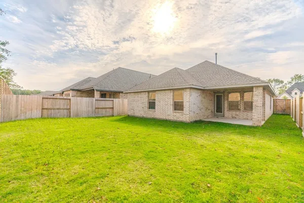 $2,600 | 7427 Caprock Cyn Lane, Porter, TX 77365