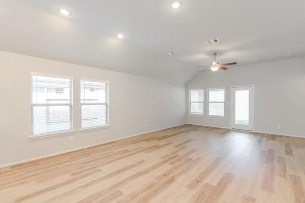 $2,600 | 7427 Caprock Cyn Lane, Porter, TX 77365