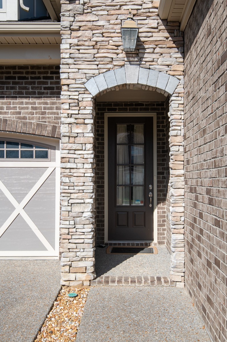 587 Lingering Way Hendersonville, TN 37075 - Photo 2 of 46
