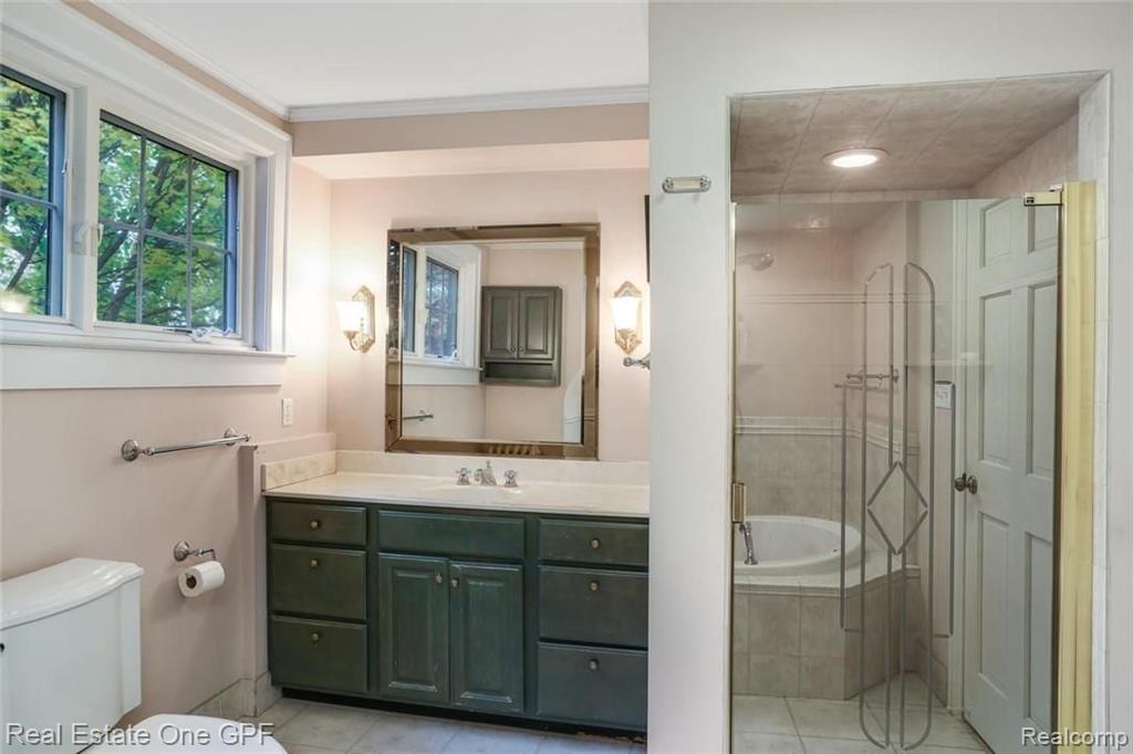 810 Barrington Road Grosse Pointe Park, MI 48230 - Photo 23 of 37