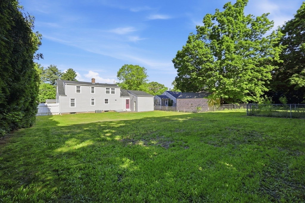 97 Maebeth Street Springfield, MA 01119 - Photo 40 of 41