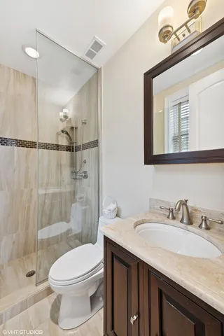 $5,200,000 | 1515 North North Park Avenue, Chicago, IL 60610