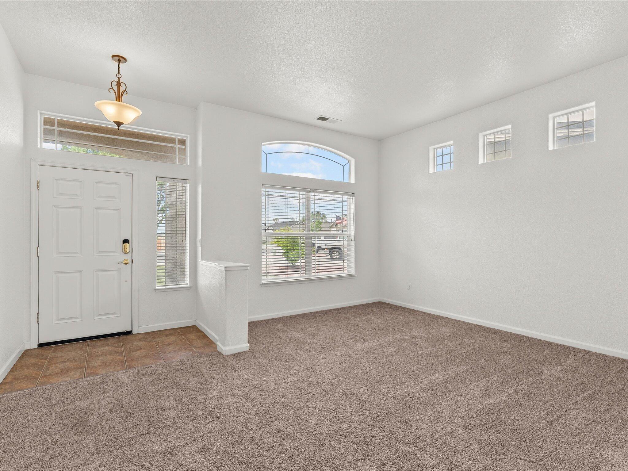 480 Sapphire Way Fallon, NV 89406 - Photo 6 of 40 07-480 Sapphire Way-106