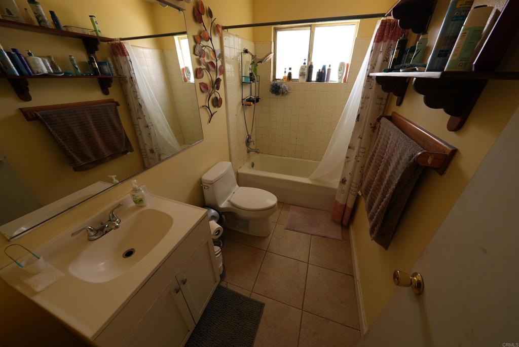 14562 Kennebunk Street Poway, CA 92064 - Photo 7 of 11