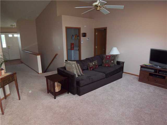 4510 Nickerson Road Columbus, OH 43228 - Photo 3 of 11 Gallery Image 3