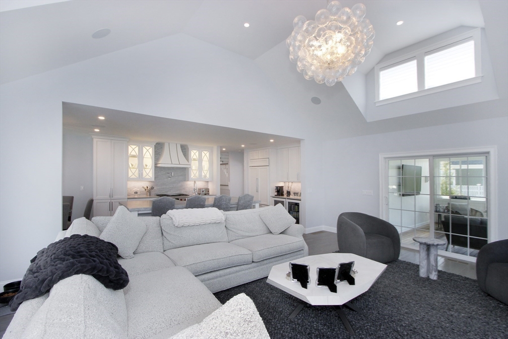 79 Cobblestone Circle Mashpee, MA 02649 - Photo 6 of 41 Gallery Image 6