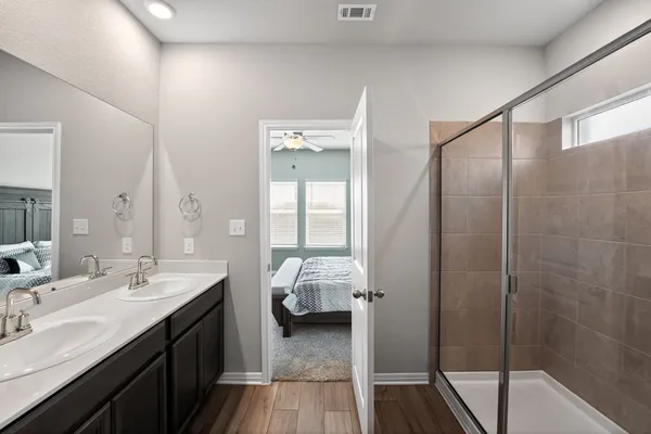 $2,500 | 17801 Prairie Land Way, Manor, TX 78653