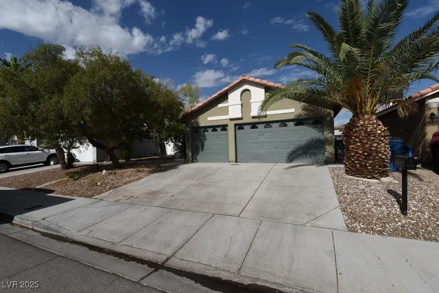 $3,300 | 4357 Flagship Court, Las Vegas, NV 89121