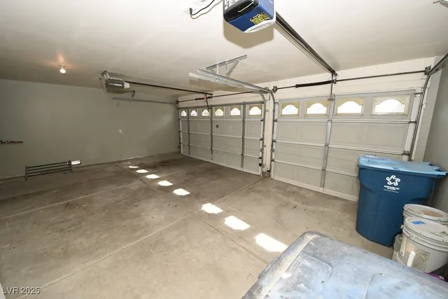 $3,300 | 4357 Flagship Court, Las Vegas, NV 89121