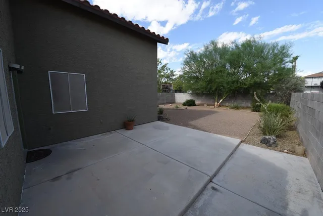 $3,300 | 4357 Flagship Court, Las Vegas, NV 89121