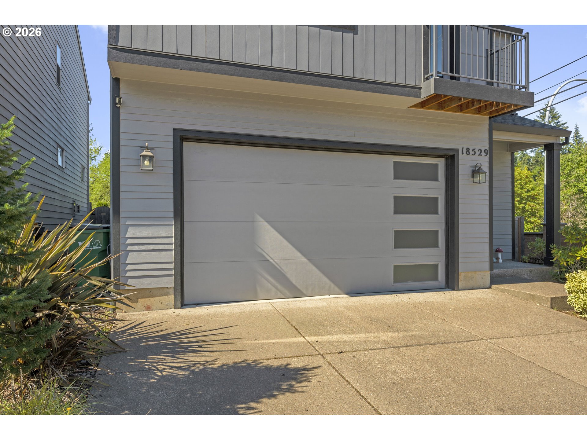 18529 Southwest Bluebird Lane Beaverton, OR 97003 - Photo 3 of 42 Garage