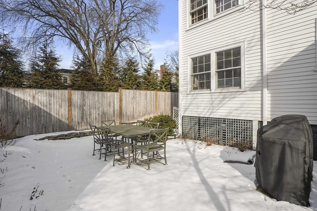 43 School Street Dedham, MA 02026 - Photo 4 of 38