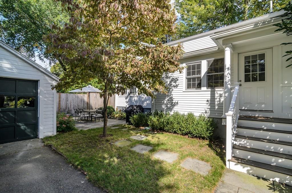 43 School Street Dedham, MA 02026 - Photo 7 of 38