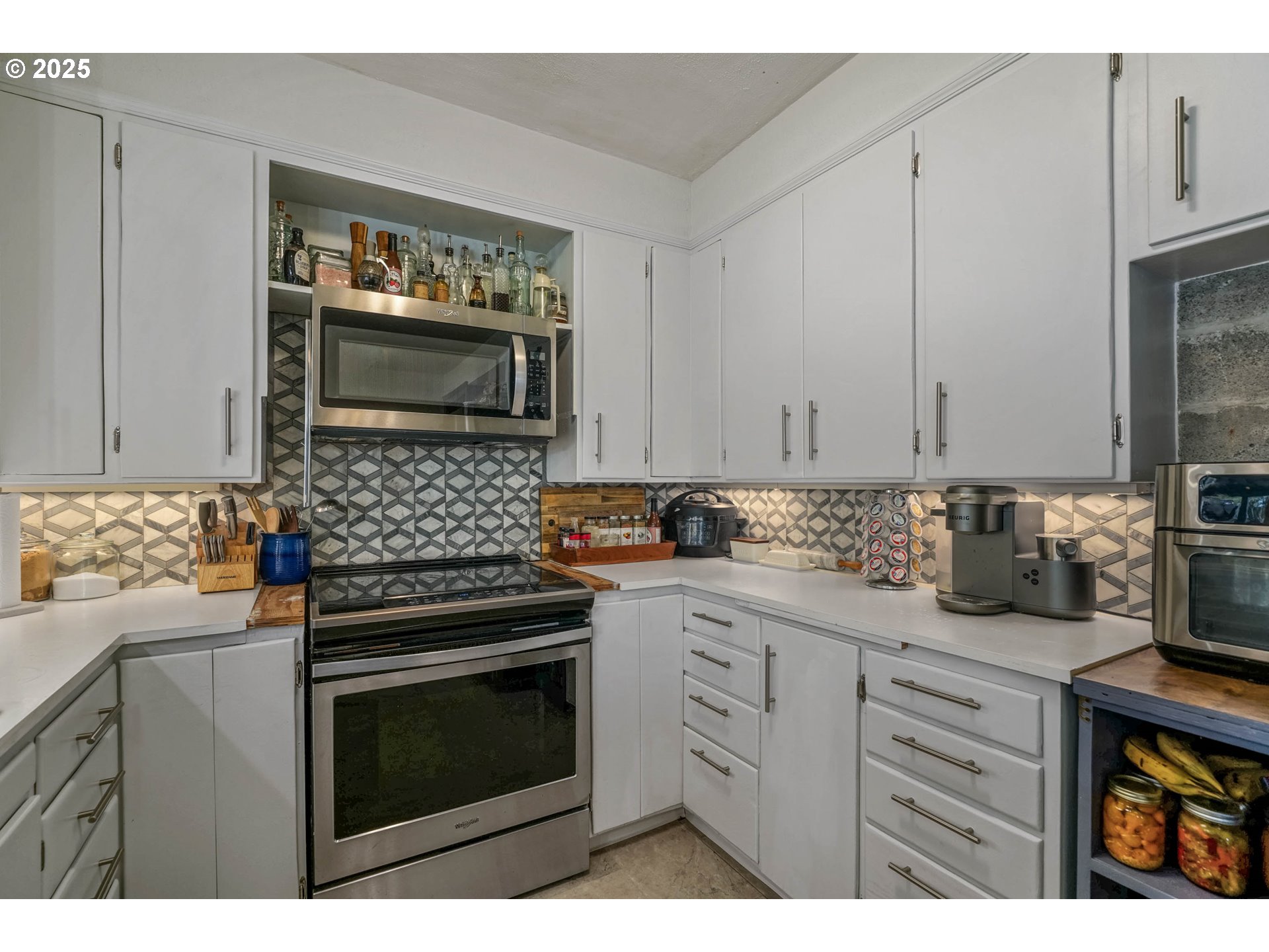 970 Southeast Ash Street Dallas, OR 97338 - Photo 12 of 33 Gallery Image 12