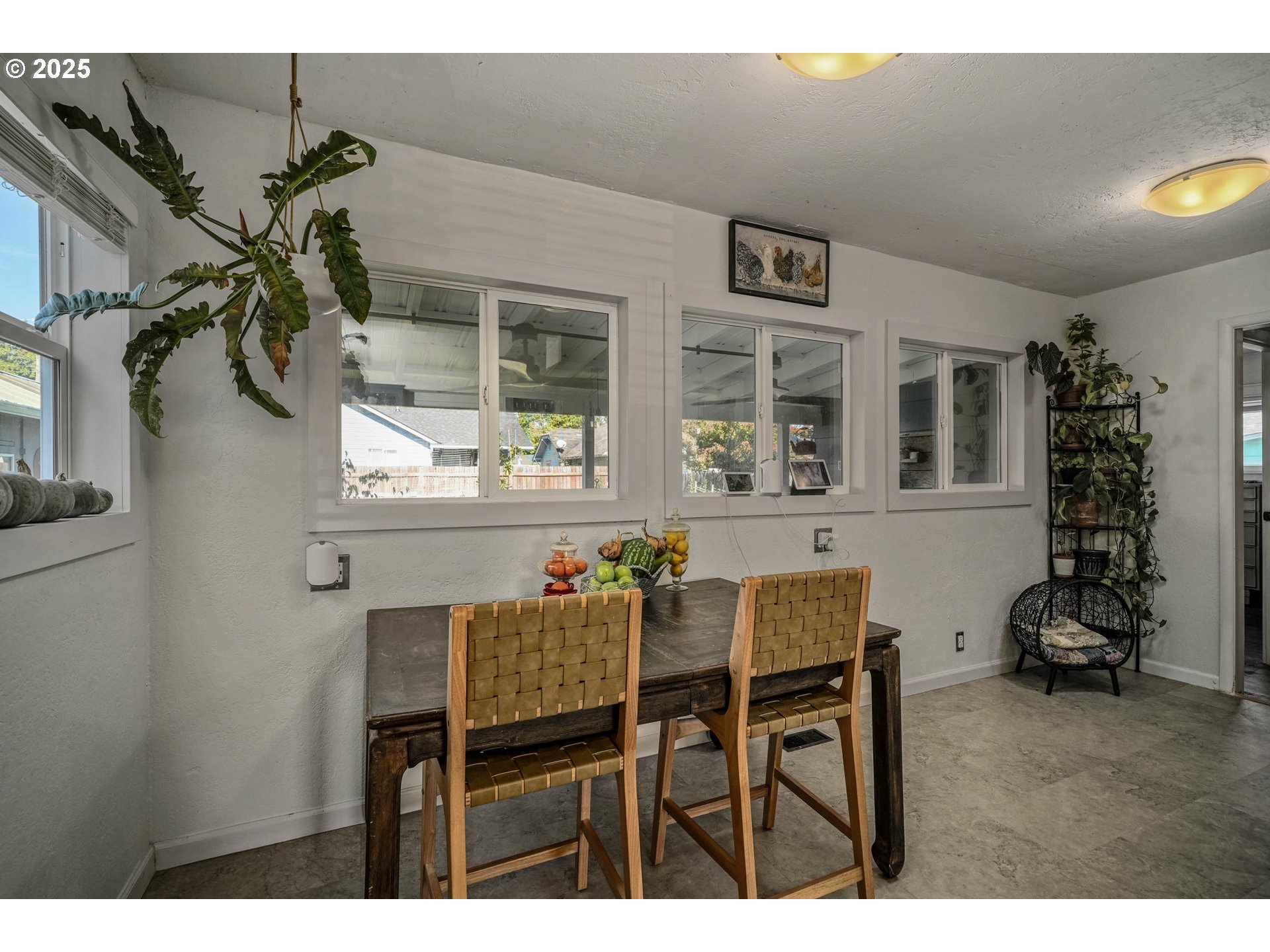 970 Southeast Ash Street Dallas, OR 97338 - Photo 14 of 33 Gallery Image 14