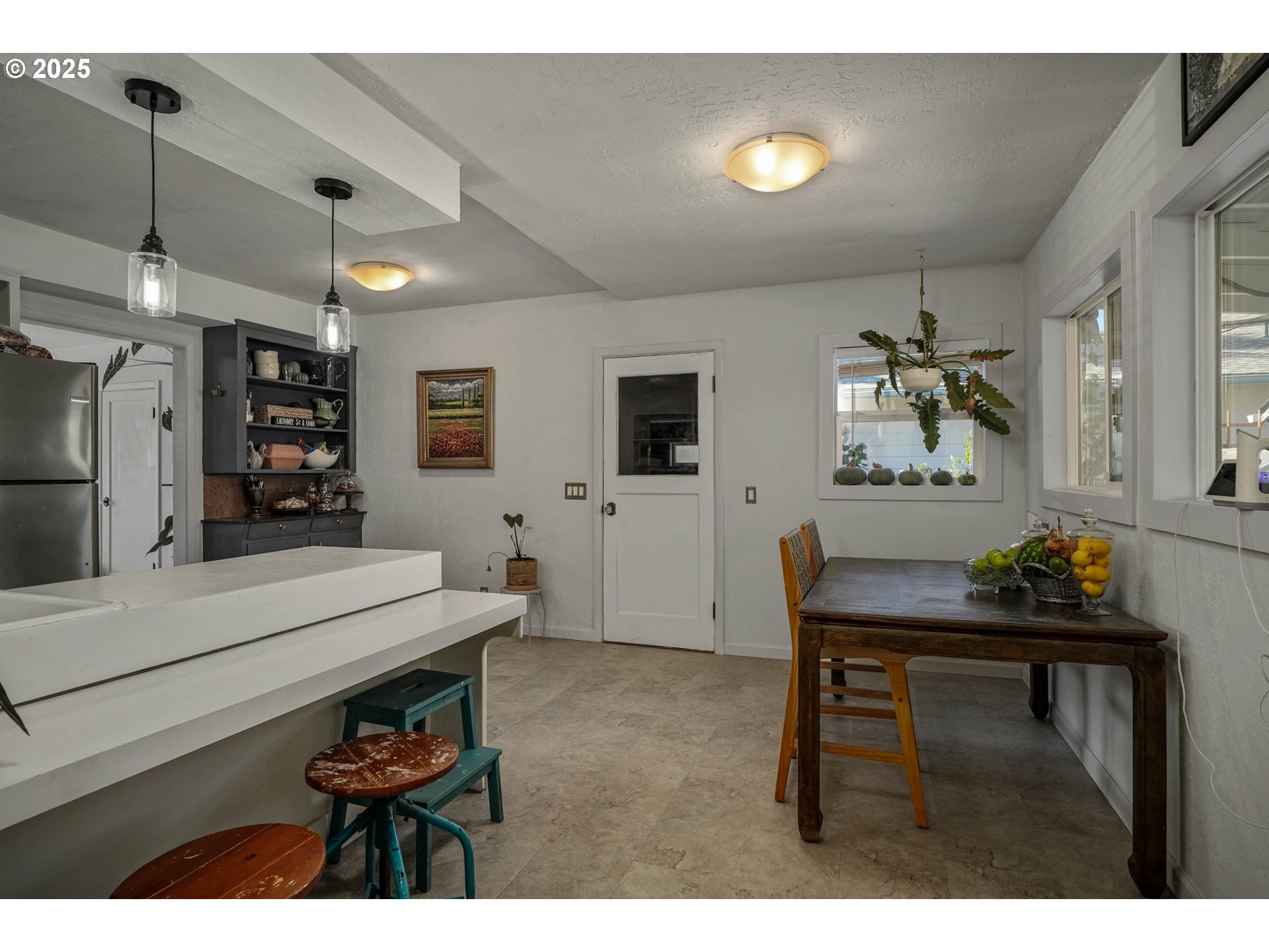 970 Southeast Ash Street Dallas, OR 97338 - Photo 16 of 33 Gallery Image 16
