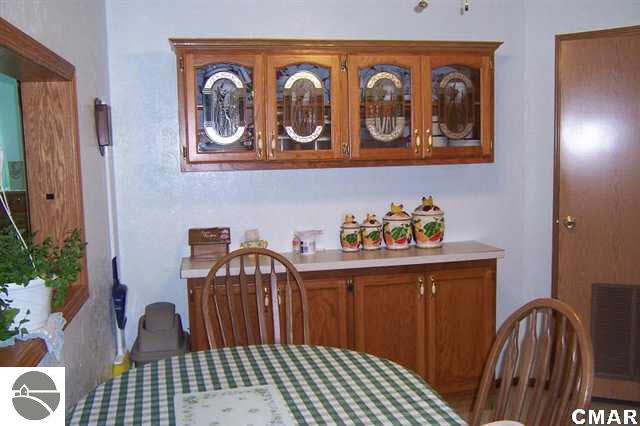 2706 East Beaverton Road Clare, MI 48617 - Photo 7 of 14 1769156-6.JPG