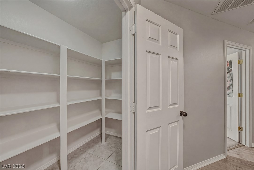 2060 East Kellogg Road Pahrump, NV 89048 - Photo 26 of 61 hallway