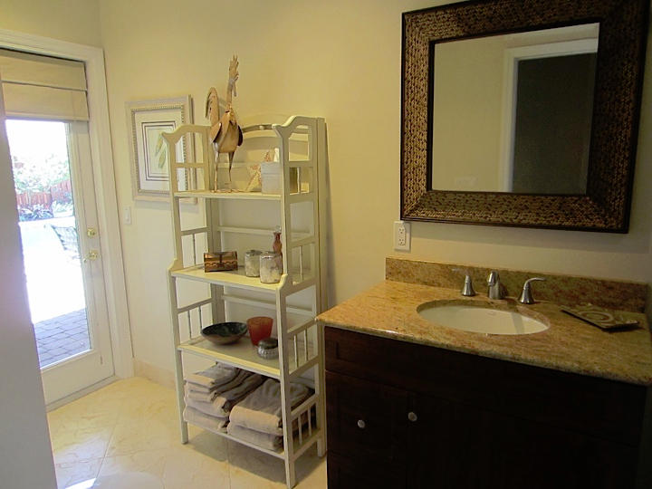638 Southwest 15th Street Boca Raton, FL 33486 - Photo 18 of 19 Cabana Bath