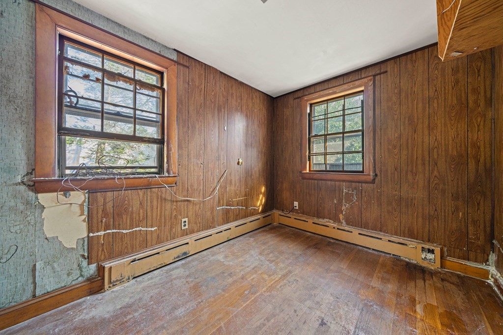 16 Magdala Street Boston, MA 02124 - Photo 17 of 22 an empty room with windows