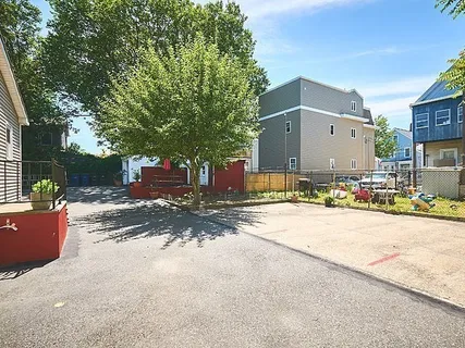 $5,250 | 71 Oak Street, Somerville, MA 02143