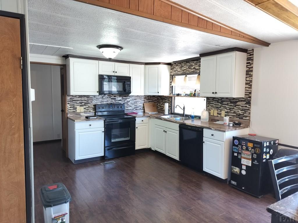 29350 Hillside Road Pueblo, CO 81006 - Photo 6 of 26